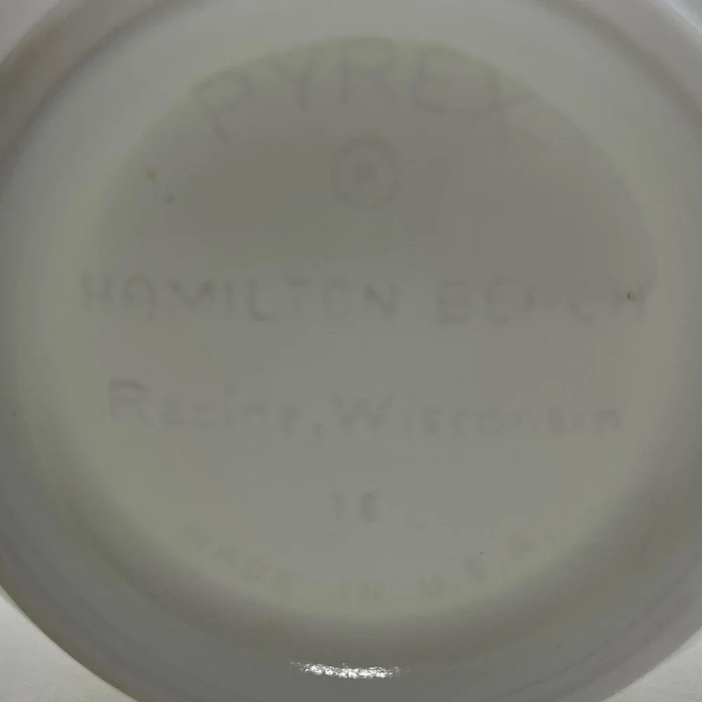 Vintage Pyrex Hamilton Beach Ribbed Mixing Bowl Opal White‎ Milk Glass Retro